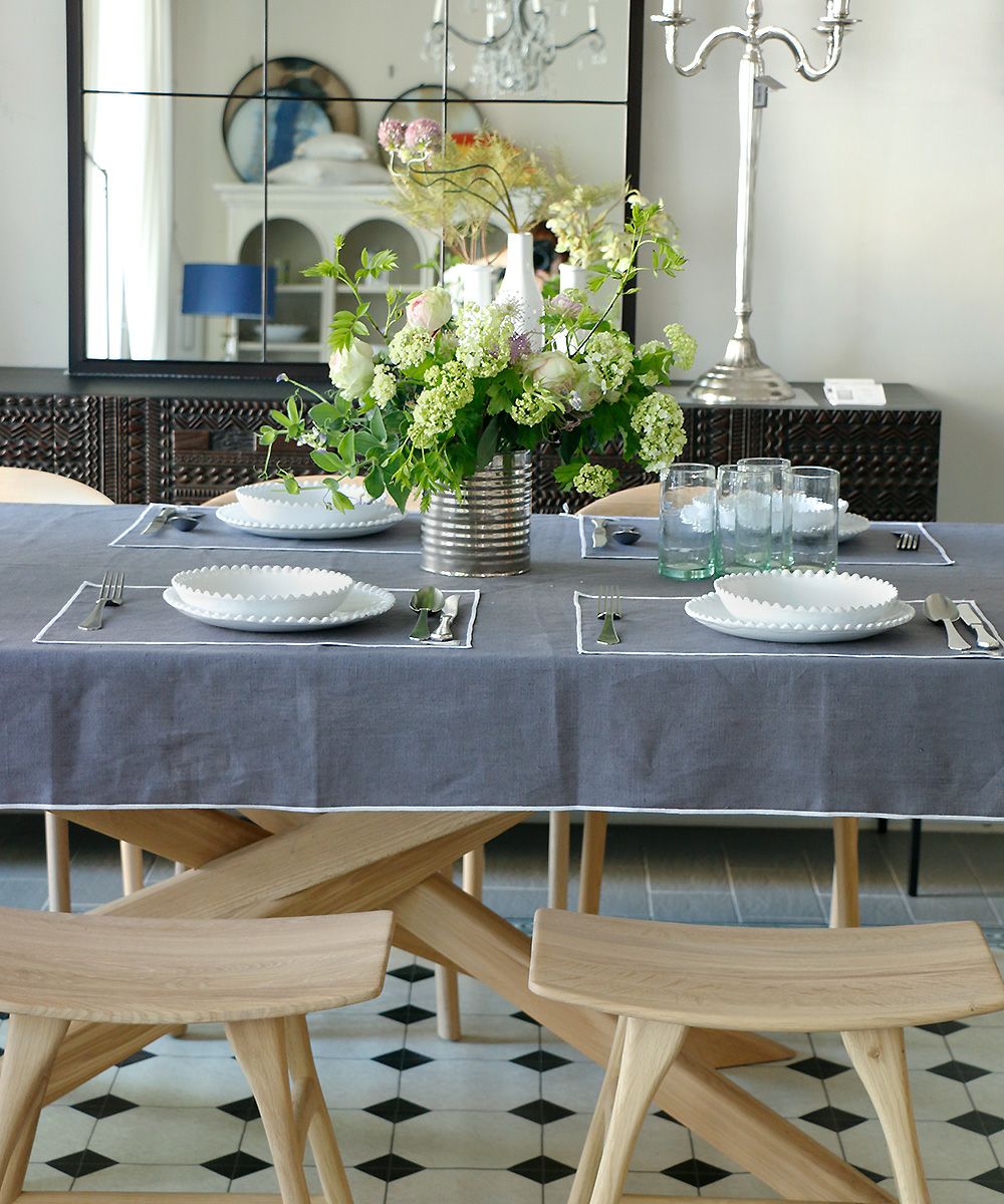 Blanc de Juillet テーブルクロス