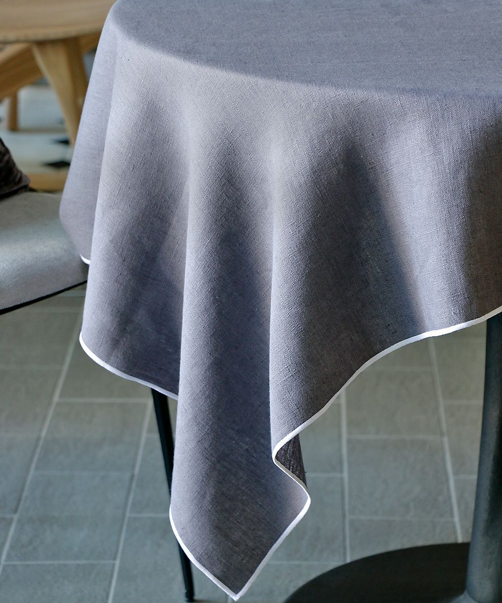 Blanc de Juillet テーブルクロス